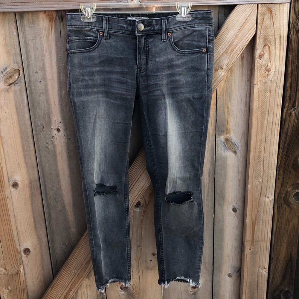 Free people destroyed ankle skinny jean